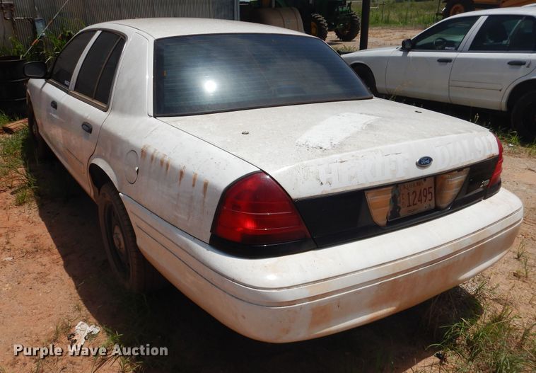 image for item HO9009 2011 Ford Crown Victoria Police Interceptor