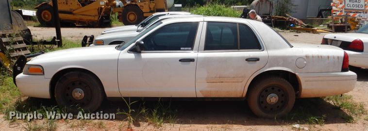image for item HO9009 2011 Ford Crown Victoria Police Interceptor