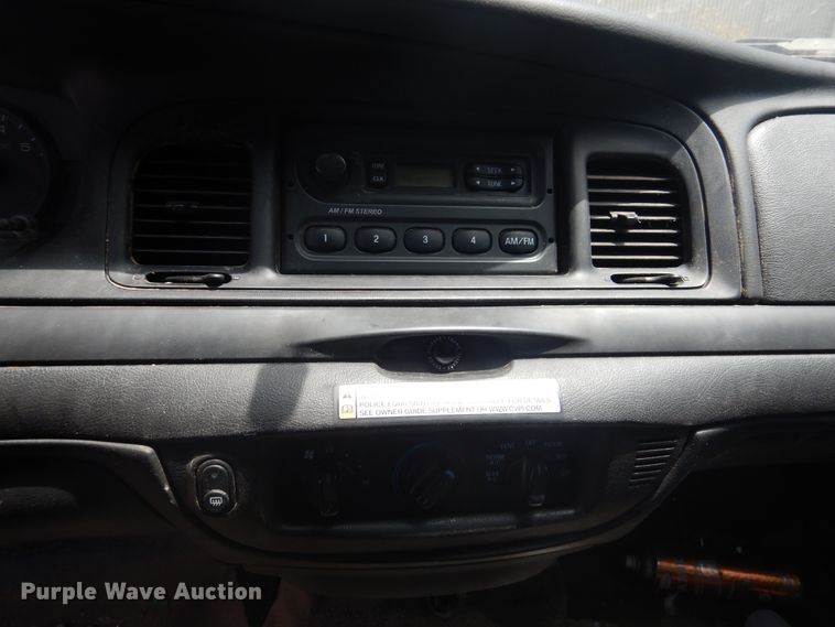 image for item HO9009 2011 Ford Crown Victoria Police Interceptor