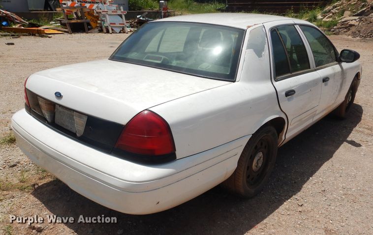 image for item HO9010 2006 Ford Crown Victoria Police Interceptor