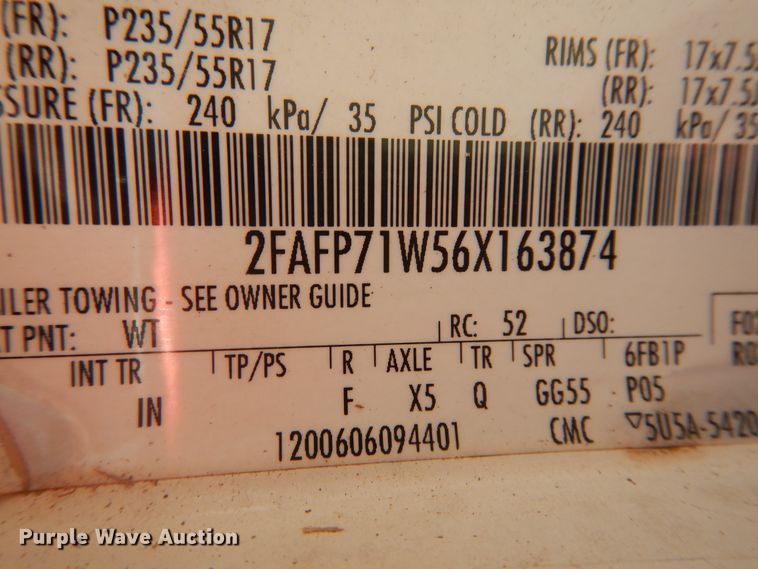 image for item HO9010 2006 Ford Crown Victoria Police Interceptor