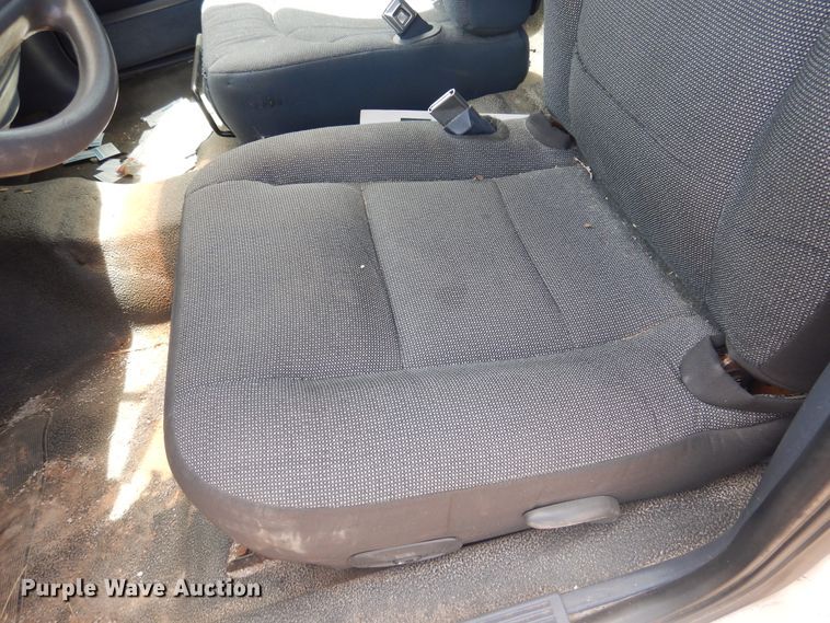 image for item HO9011 2000 Ford Crown Victoria Police Interceptor