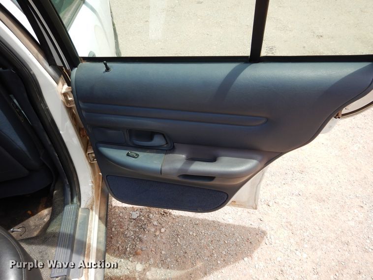 image for item HO9011 2000 Ford Crown Victoria Police Interceptor