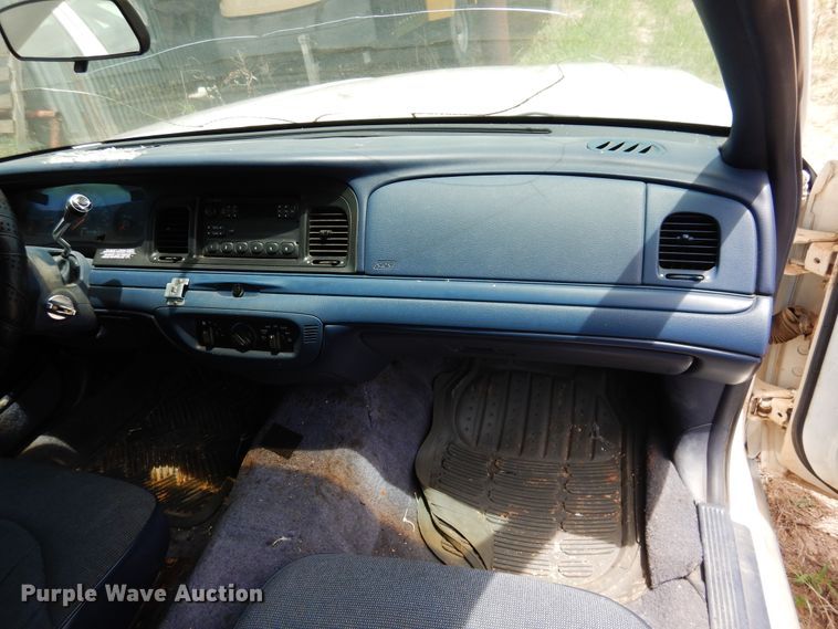 image for item HO9012 1996 Ford Crown Victoria Police Interceptor