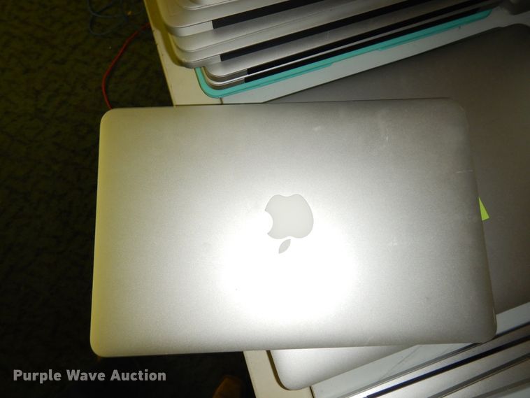 image for item HO9795 Approximately 55 Apple laptops