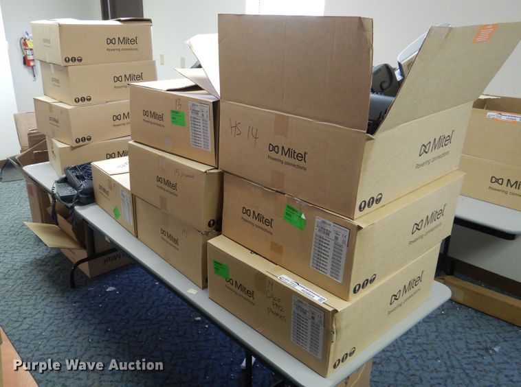 image for item HO9809 Approximately 60 Cisco 7942 phones