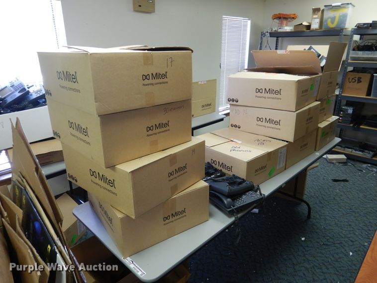 image for item HO9809 Approximately 60 Cisco 7942 phones
