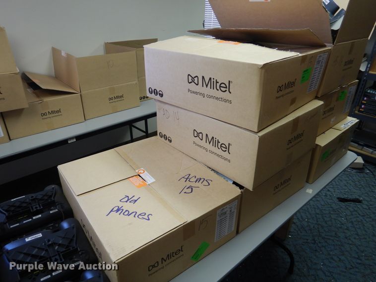 image for item HO9809 Approximately 60 Cisco 7942 phones