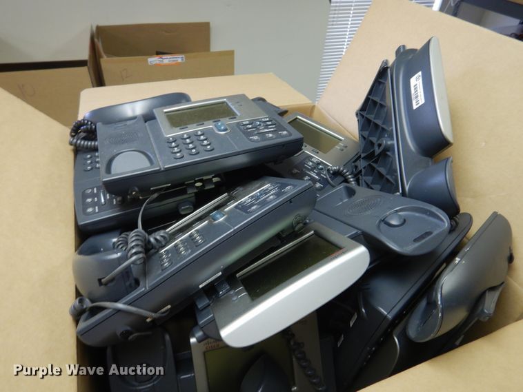 image for item HO9809 Approximately 60 Cisco 7942 phones