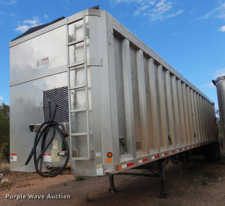 image for item HO9823 2007 Travis walking floor trailer