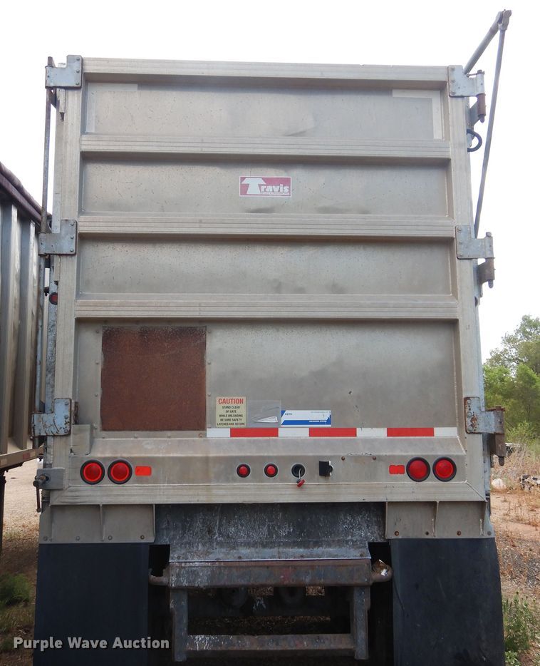 image for item HO9823 2007 Travis walking floor trailer