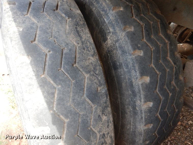 image for item HO9823 2007 Travis walking floor trailer