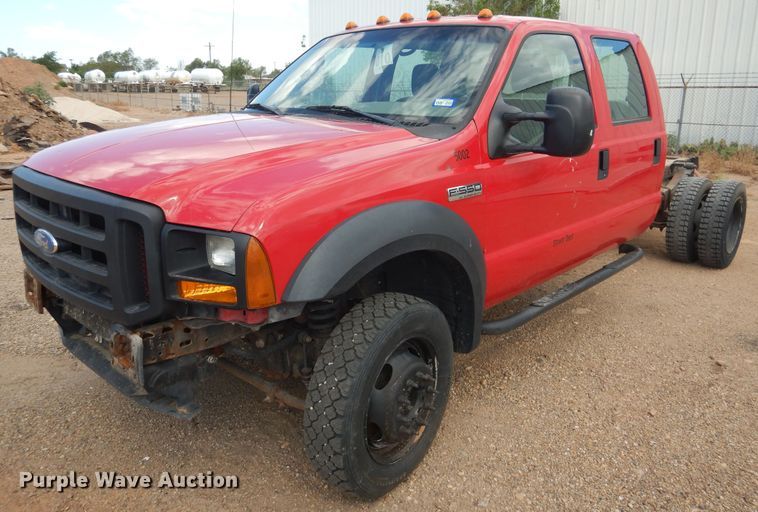 image for item HO9824 2007 Ford F550 Super Duty  truck cab and chassis