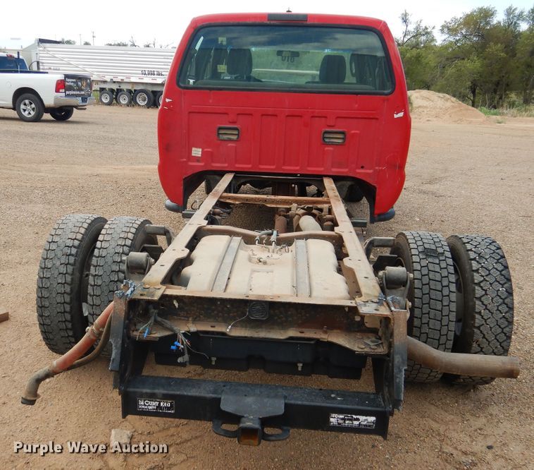 image for item HO9824 2007 Ford F550 Super Duty  truck cab and chassis