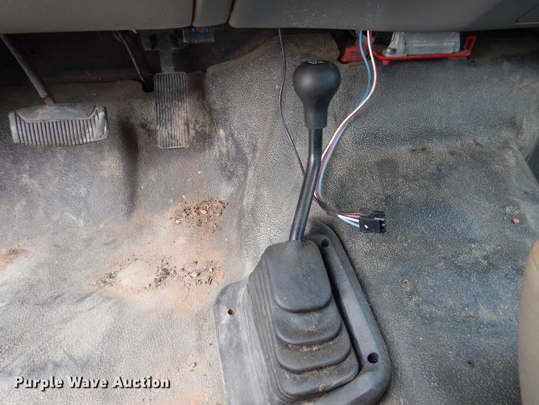 image for item HO9824 2007 Ford F550 Super Duty  truck cab and chassis