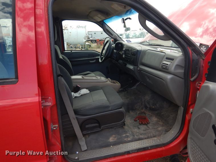 image for item HO9824 2007 Ford F550 Super Duty  truck cab and chassis