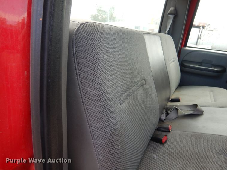 image for item HO9824 2007 Ford F550 Super Duty  truck cab and chassis