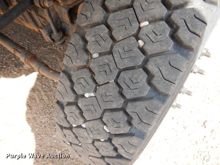 image for item HO9824 2007 Ford F550 Super Duty  truck cab and chassis