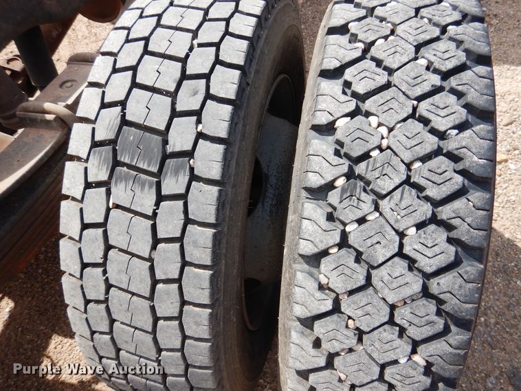 image for item HO9824 2007 Ford F550 Super Duty  truck cab and chassis