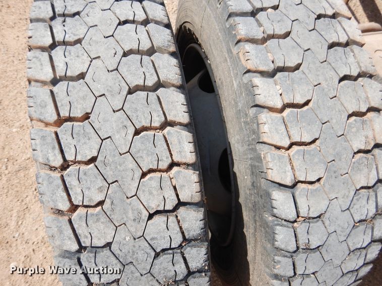 image for item HO9824 2007 Ford F550 Super Duty  truck cab and chassis