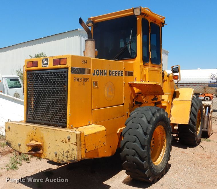 image for item HO9829 1992 John Deere 544E  wheel loader