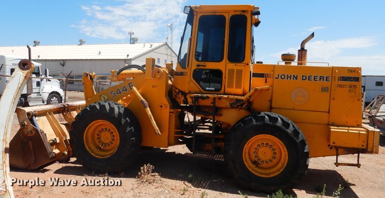 image for item HO9829 1992 John Deere 544E  wheel loader