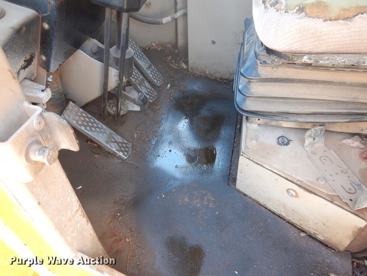 image for item HO9829 1992 John Deere 544E  wheel loader