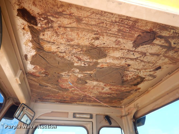 image for item HO9829 1992 John Deere 544E  wheel loader