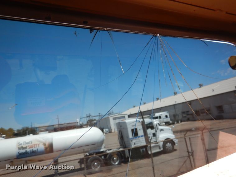 image for item HO9829 1992 John Deere 544E  wheel loader