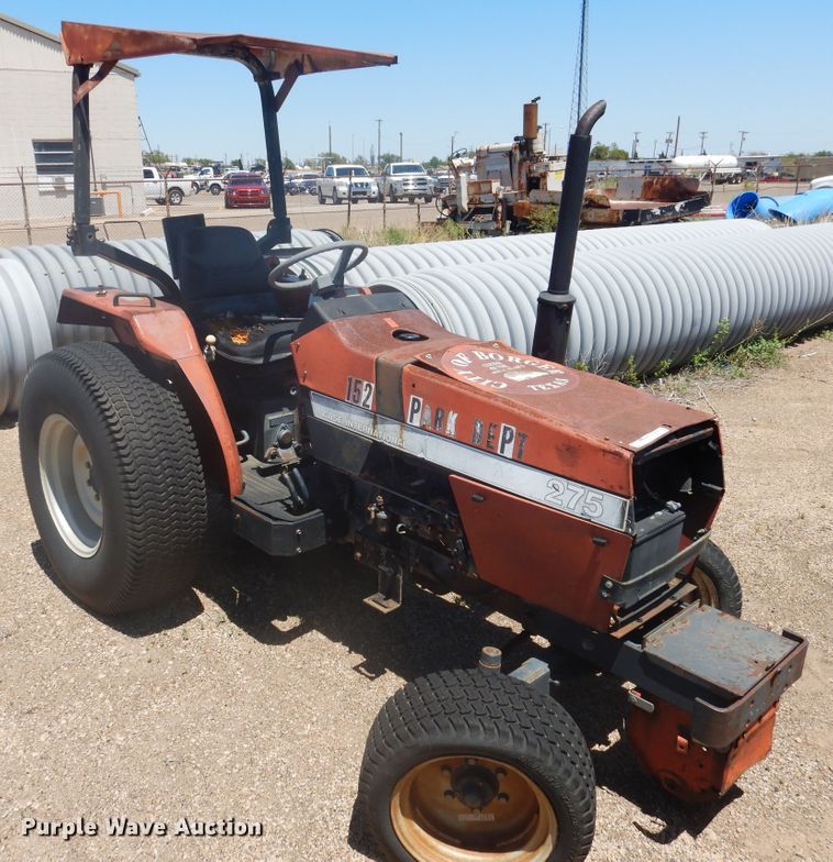 image for item HO9840 Case IH 275  tractor