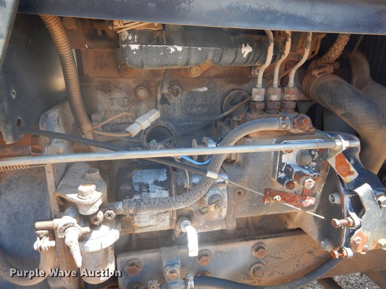 image for item HO9840 Case IH 275  tractor