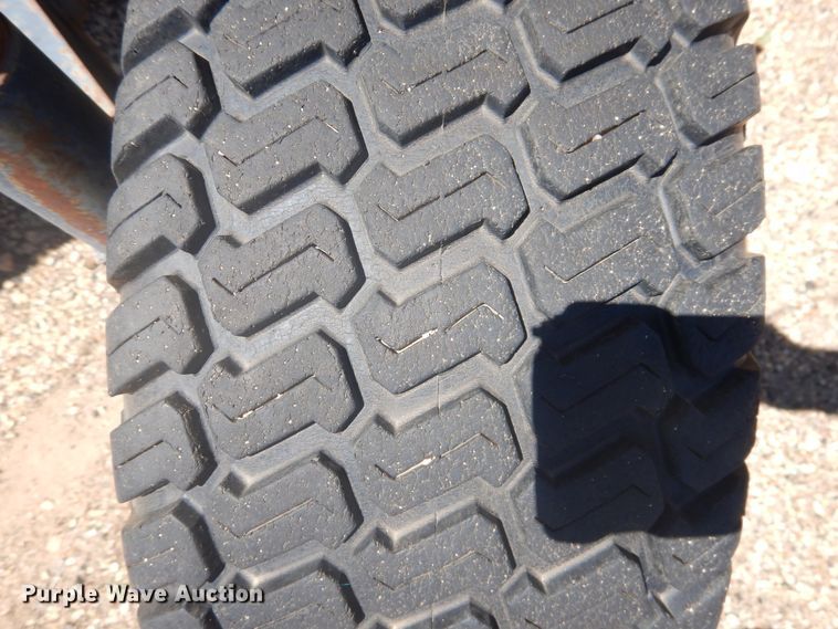 image for item HO9840 Case IH 275  tractor