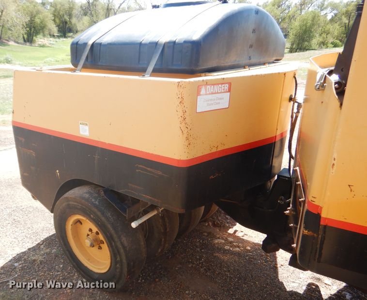 image for item HO9849 1996 Hypac C530A  pneumatic roller