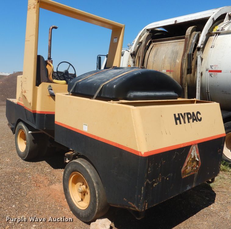 image for item HO9849 1996 Hypac C530A  pneumatic roller