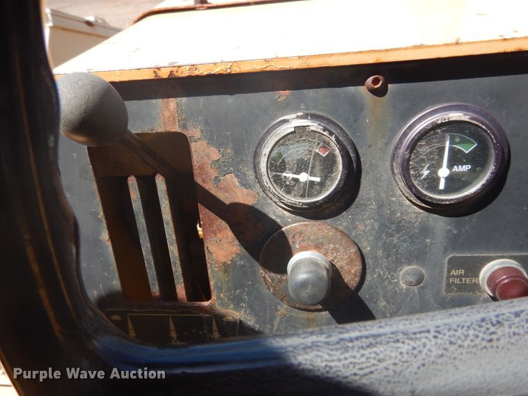 image for item HO9849 1996 Hypac C530A  pneumatic roller