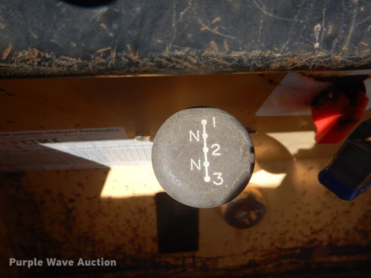 image for item HO9849 1996 Hypac C530A  pneumatic roller