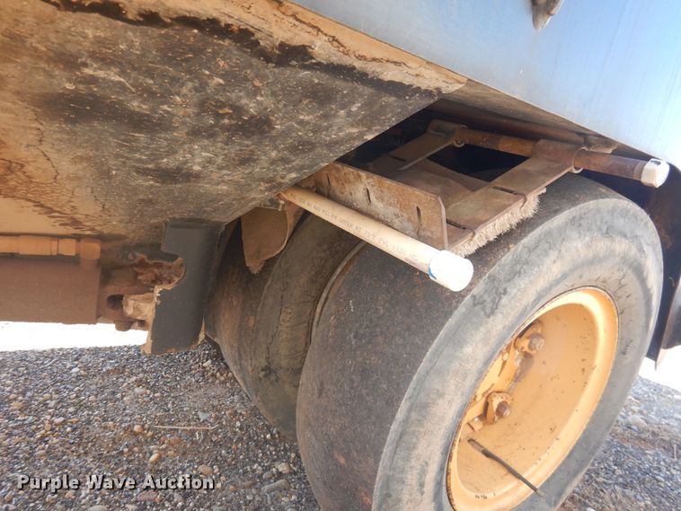 image for item HO9849 1996 Hypac C530A  pneumatic roller