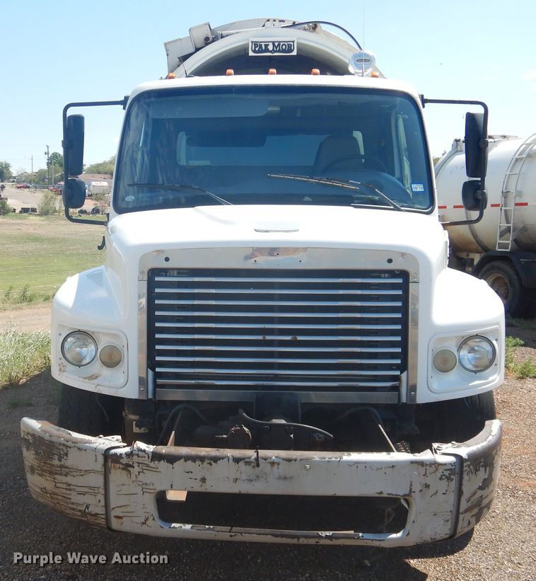 image for item HO9851 2008 Freightliner Business Class M2  refuse truck