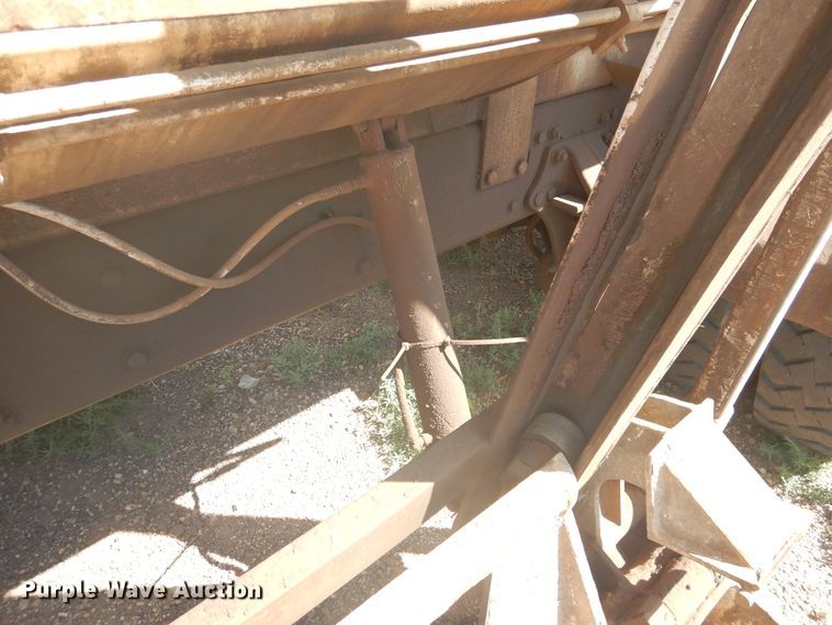 image for item HO9851 2008 Freightliner Business Class M2  refuse truck