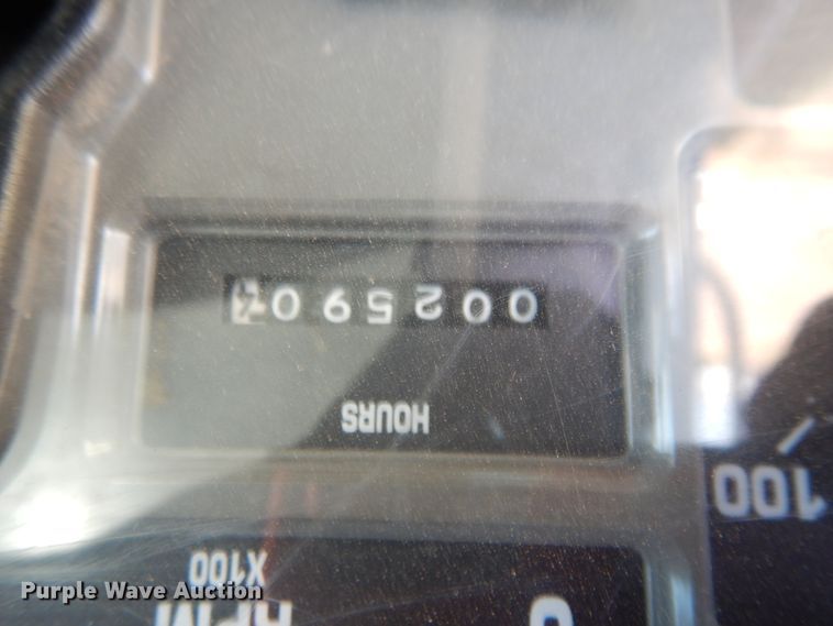 image for item HO9852 2000 International 4900  refuse truck