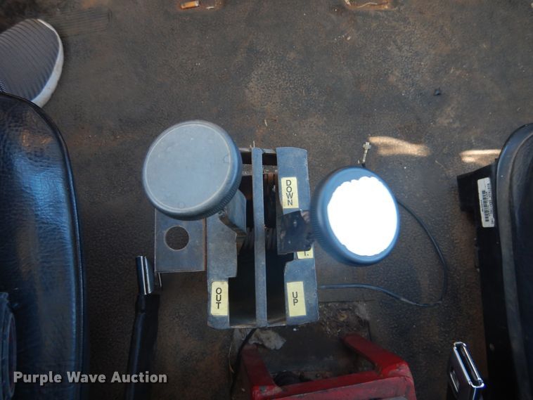 image for item HO9853 1994 Ford F800  dump truck