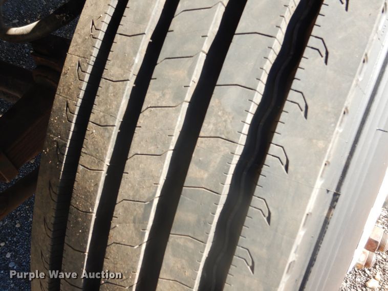 image for item HO9853 1994 Ford F800  dump truck