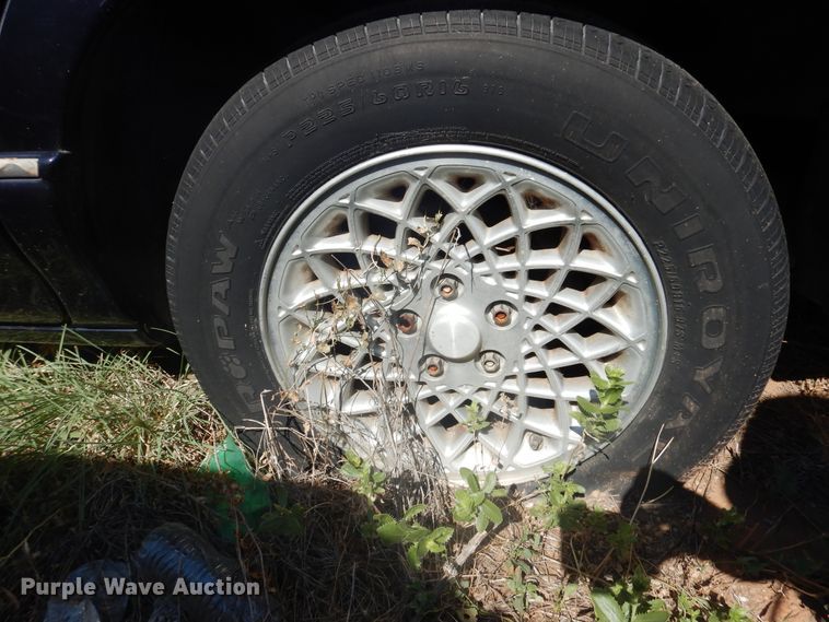 image for item HO9857 1997 Chrysler LHS