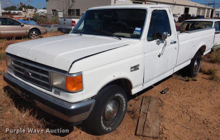 image for item HO9861 1988 Ford F150  pickup truck