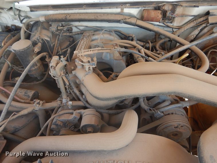 image for item HO9861 1988 Ford F150  pickup truck