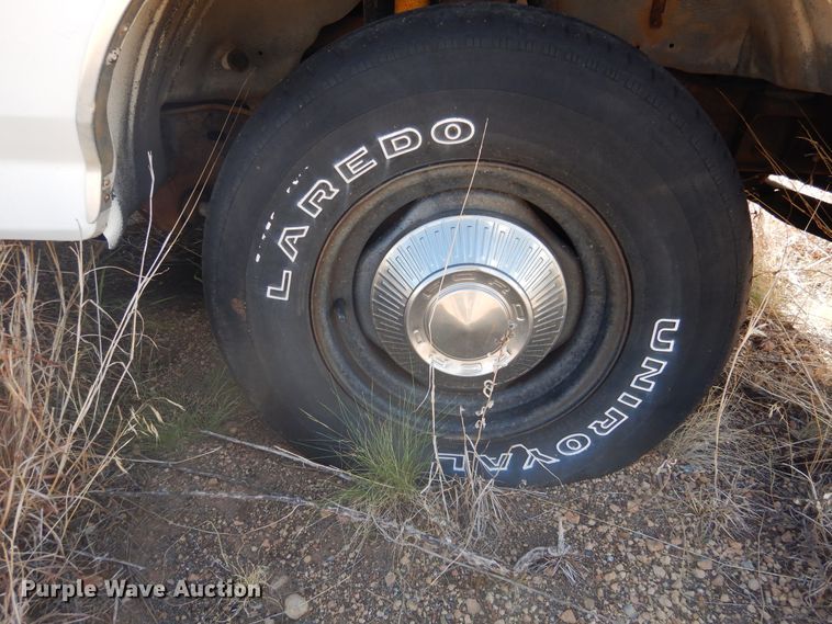 image for item HO9861 1988 Ford F150  pickup truck