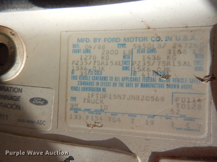 image for item HO9861 1988 Ford F150  pickup truck