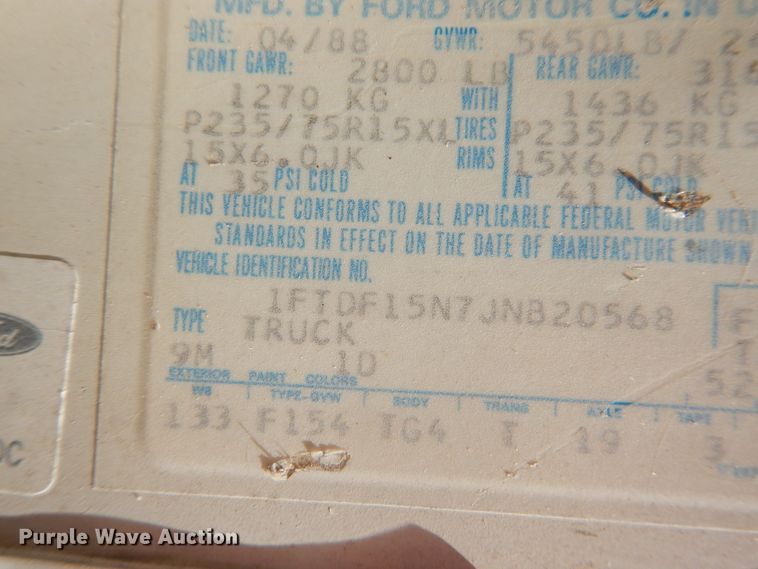 image for item HO9861 1988 Ford F150  pickup truck