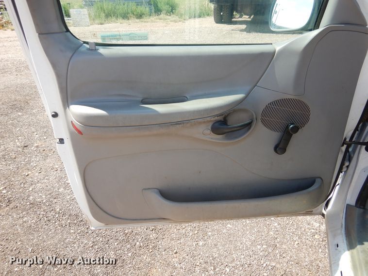 image for item HO9865 1998 Ford F150  pickup truck