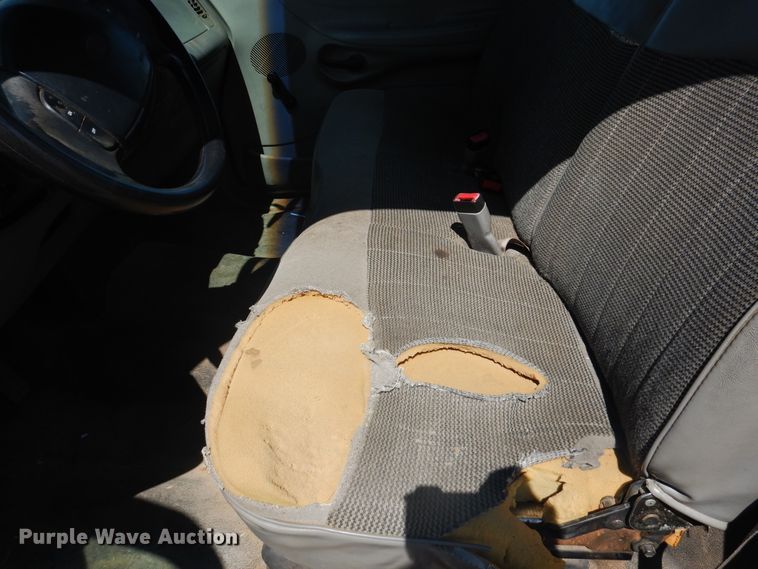 image for item HO9865 1998 Ford F150  pickup truck